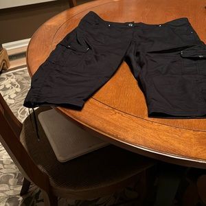 White House Black Market crop pants